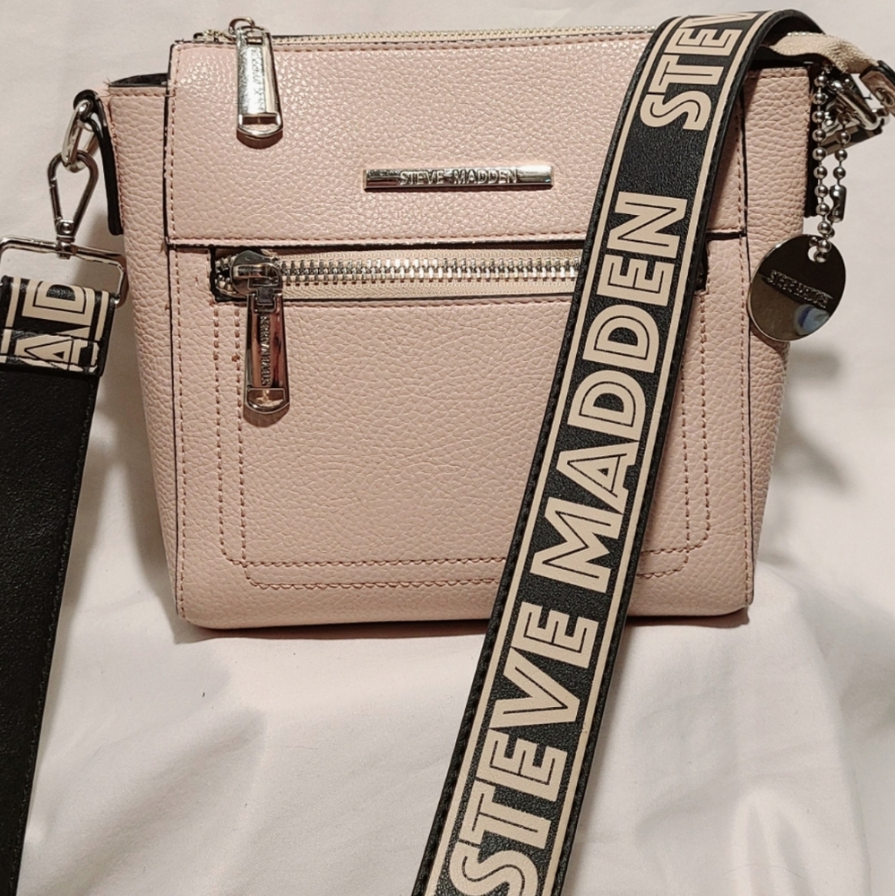 🔥1 day sale!!! Steve Madden Logo Strap Crossbody